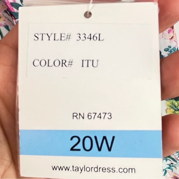 NEW Taylor Floral Print Chiffon Dress Smocked Waist V-Neck A-Line Tiered 20W NWT - Picture 12 of 16